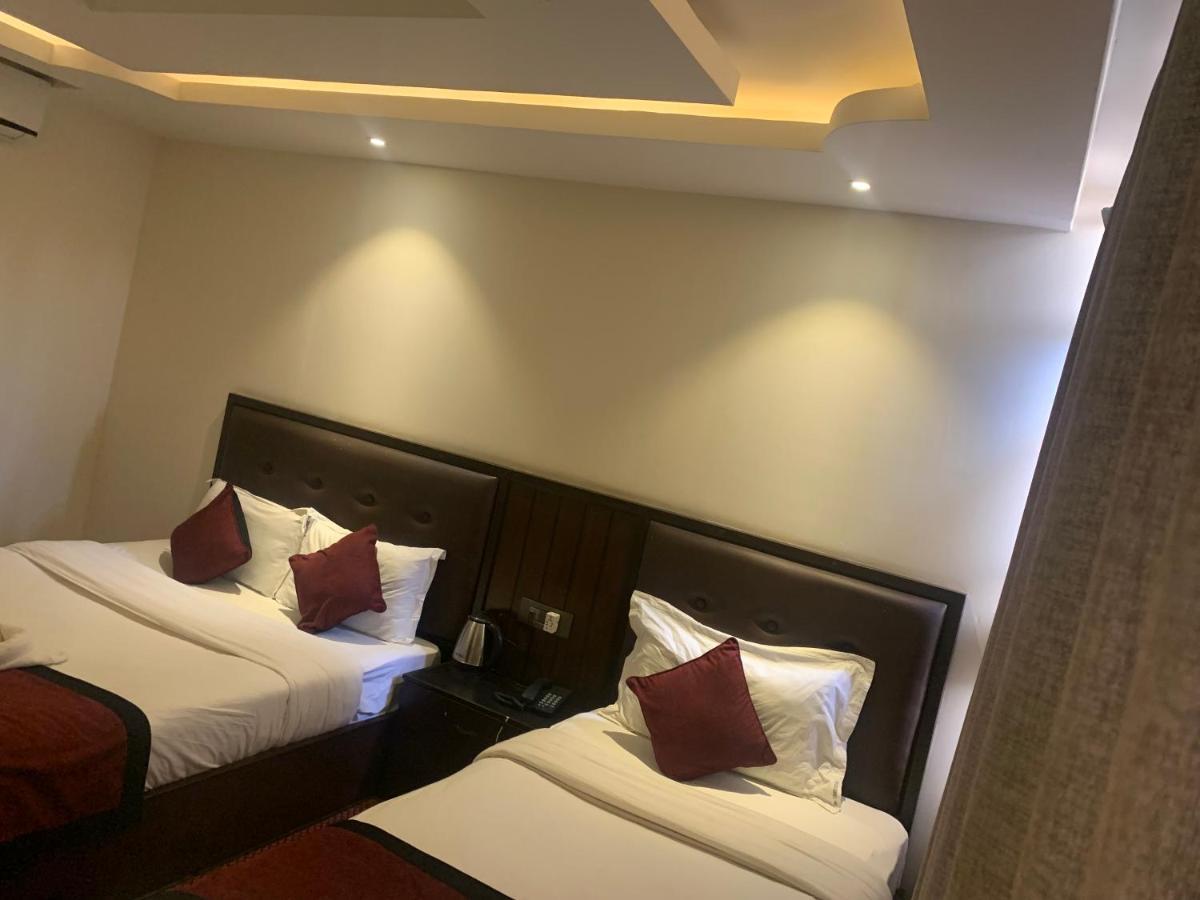 Hotel De Universal Kathmandu Exterior photo