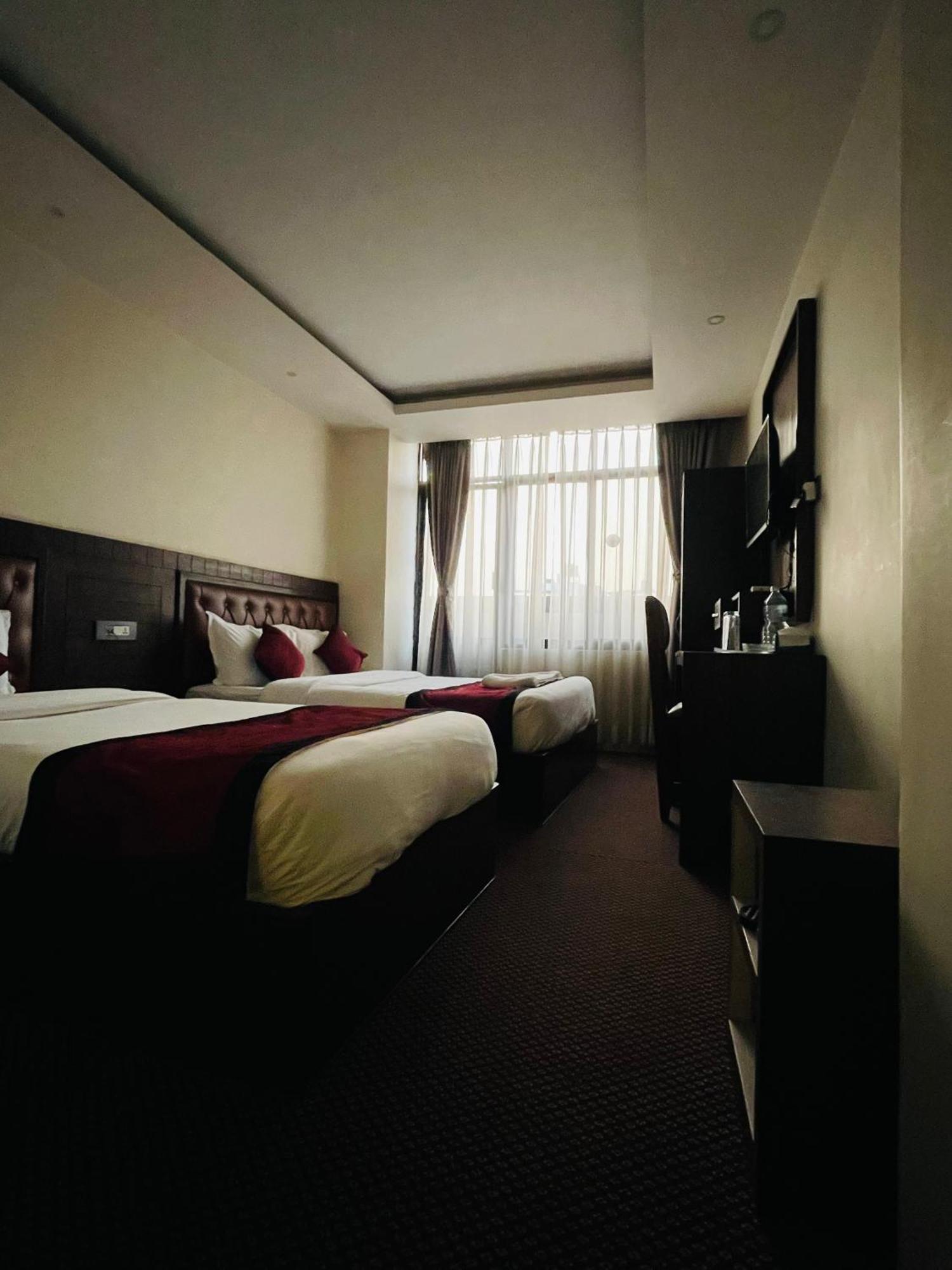 Hotel De Universal Kathmandu Exterior photo